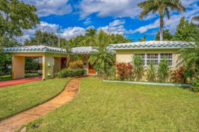 Beautiful Comfy Home With Private Hot Tub Close To Beach home
